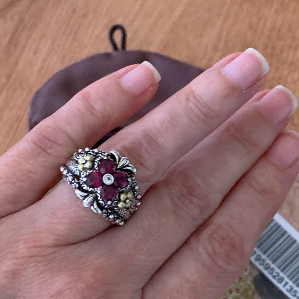 Barbara Bixby S.S. /18k Gold Rhodolite Garnet Ring